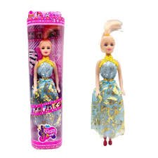 Petite Poupée Blonde